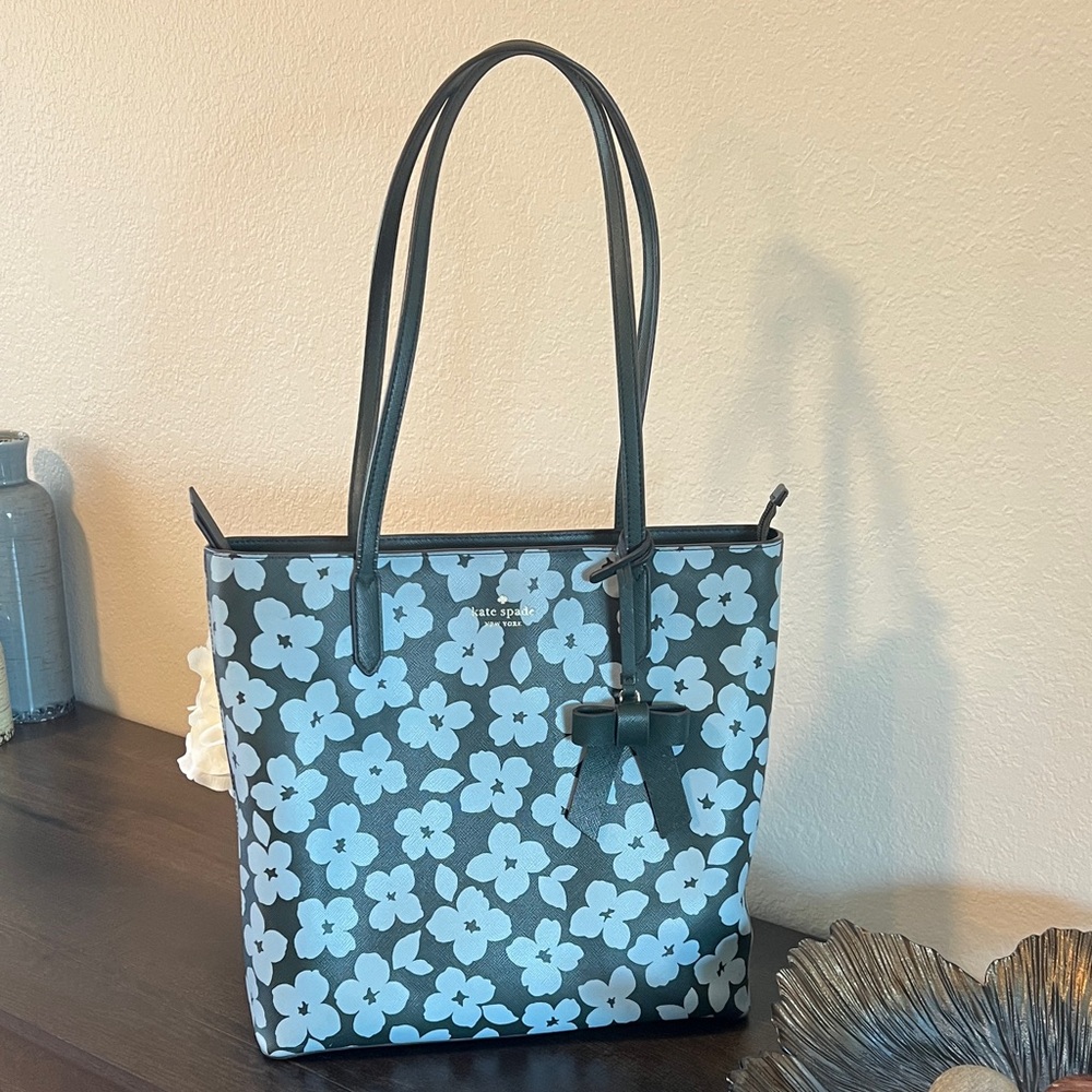 Kate Spade Black and Blue Floral Tote EUC